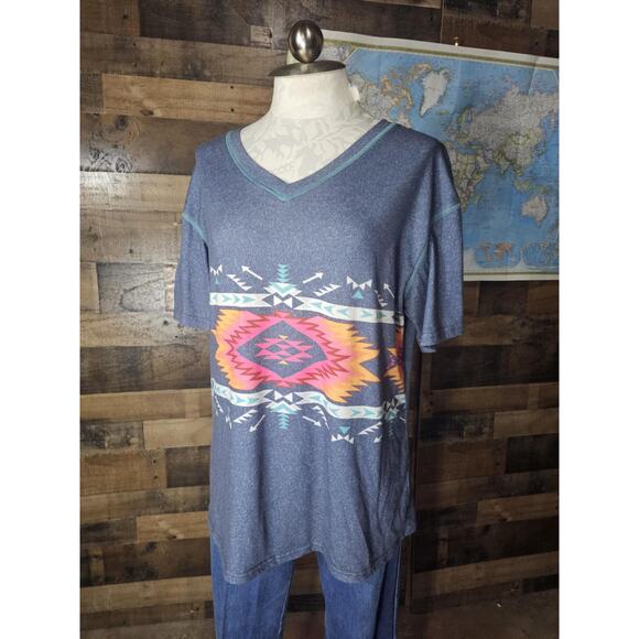 Native Print T Shirt Size: XL - Picture 1 of 2